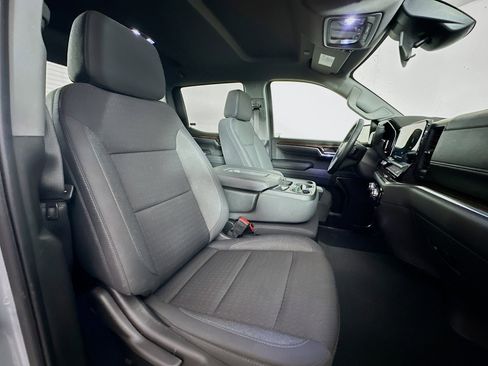 Used 2024 GMC Sierra 1500 Elevation image 28