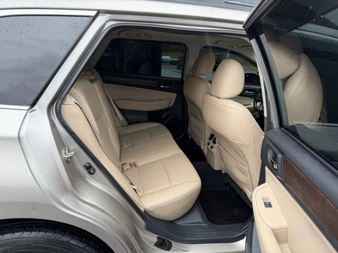 Used 2015 Subaru Outback 3.6R Limited image 14