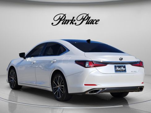 Used 2023 Lexus ES 350 w/ Premium Package image 4