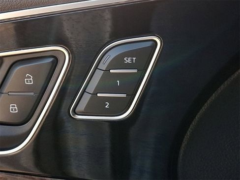 Used 2018 Audi Q7 3.0T Premium Plus w/ Premium Plus Package image 30