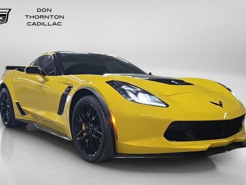 Used 2016 Chevrolet Corvette Z06 w/ 3LZ Preferred Equipment Group RWD image 7