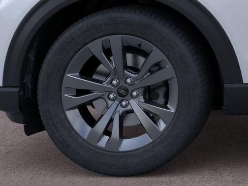 New 2026 Ford Explorer Active w/ Active Comfort Package AWD/4WD image 19