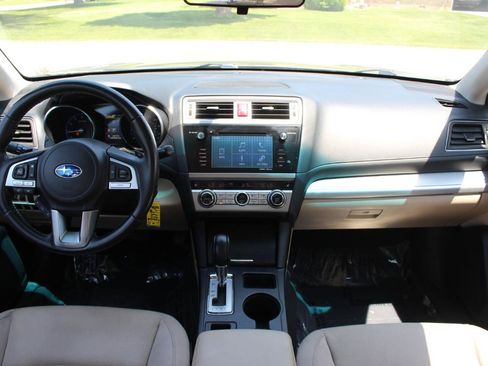 Used 2017 Subaru Legacy 2.5i Premium AWD/4WD image 28