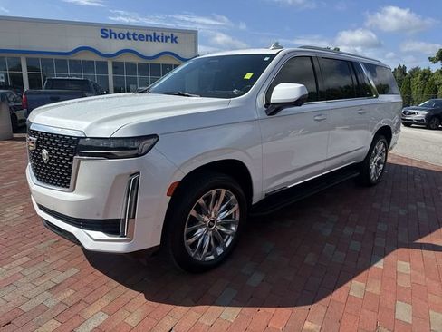 Used 2024 Cadillac Escalade ESV Premium Luxury RWD image 1
