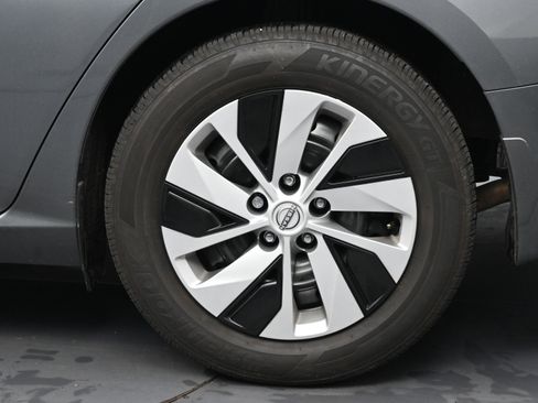 Certified 2025 Nissan Altima 2.5 S image 19