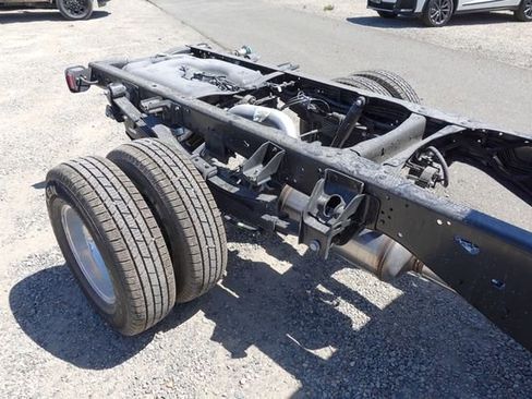 New 2025 RAM 3500 Tradesman w/ Chrome Appearance Group image 7