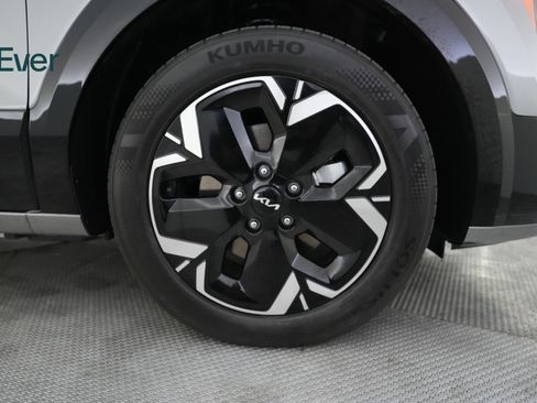 Used 2024 Kia Niro Wind w/ Wind Preserve Package FWD image 20