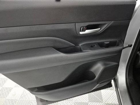 Certified 2024 Toyota Grand Highlander XLE image 25