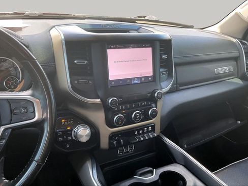 Used 2022 RAM 1500 Laramie AWD/4WD image 7