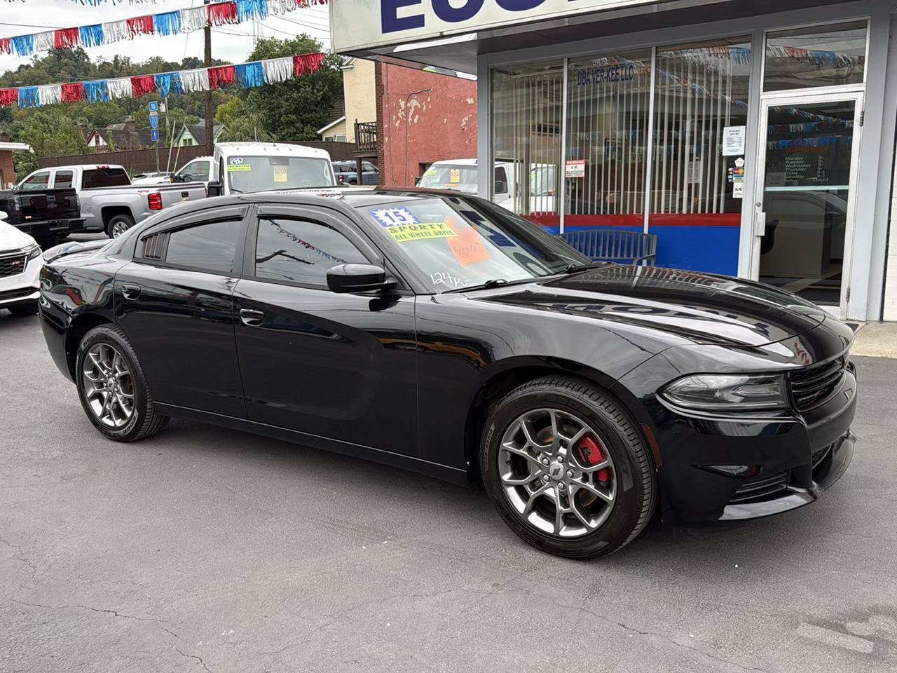 Used 2015 Dodge Charger SE w/ Popular Equipment Group AWD/4WD image 1