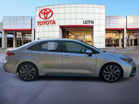 Used 2020 Toyota Corolla SE image 4
