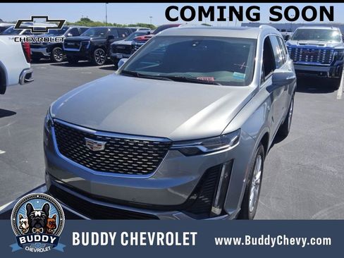 Used 2024 Cadillac XT6 Luxury FWD image 3