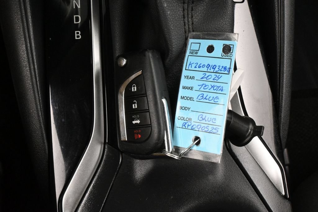 Used 2024 Toyota Corolla LE FWD image 24