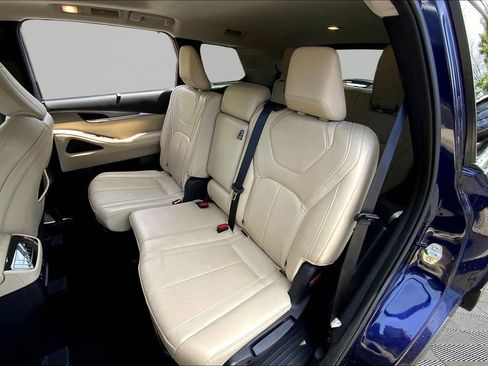 Used 2023 INFINITI QX60 Luxe w/ Cargo Package image 16