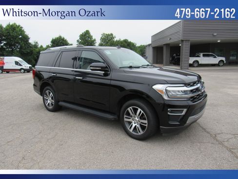 Used 2024 Ford Expedition Limited RWD image 23