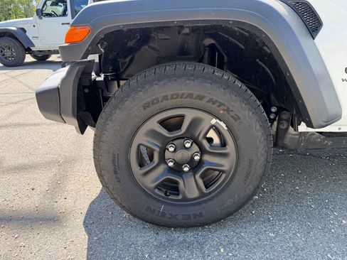 New 2026 Jeep Wrangler Sport AWD/4WD image 23