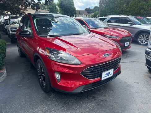 Used 2022 Ford Escape SEL w/ SEL Stealth AWD Package image 3