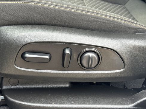 Used 2021 GMC Terrain SLE w/ Driver Convenience Package image 36