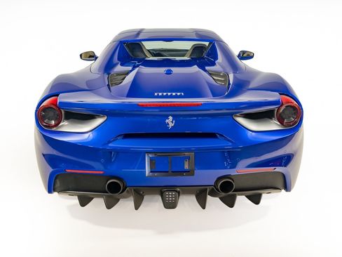 Used 2019 Ferrari 488 Spider RWD image 7