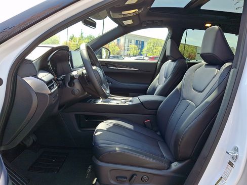 Certified 2026 INFINITI QX60 Sport w/ Dark Cargo Package image 14