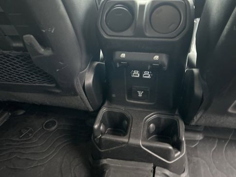 Certified 2018 Jeep Wrangler Unlimited Rubicon image 22