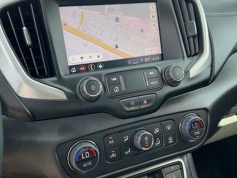 Used 2023 GMC Terrain SLT w/ Tech Package image 27