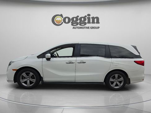 Used 2019 Honda Odyssey EX image 2