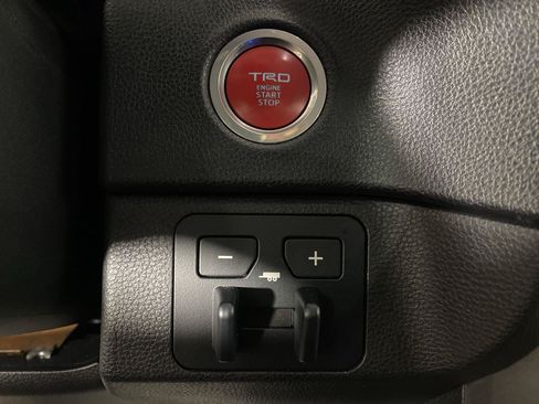 Used 2022 Toyota Tundra SR5 w/ TRD Off-Road Package AWD/4WD image 16