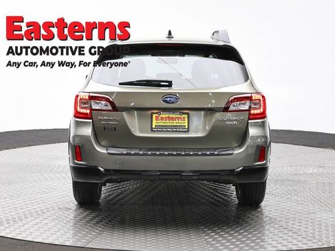 Used 2016 Subaru Outback 3.6R Limited image 6