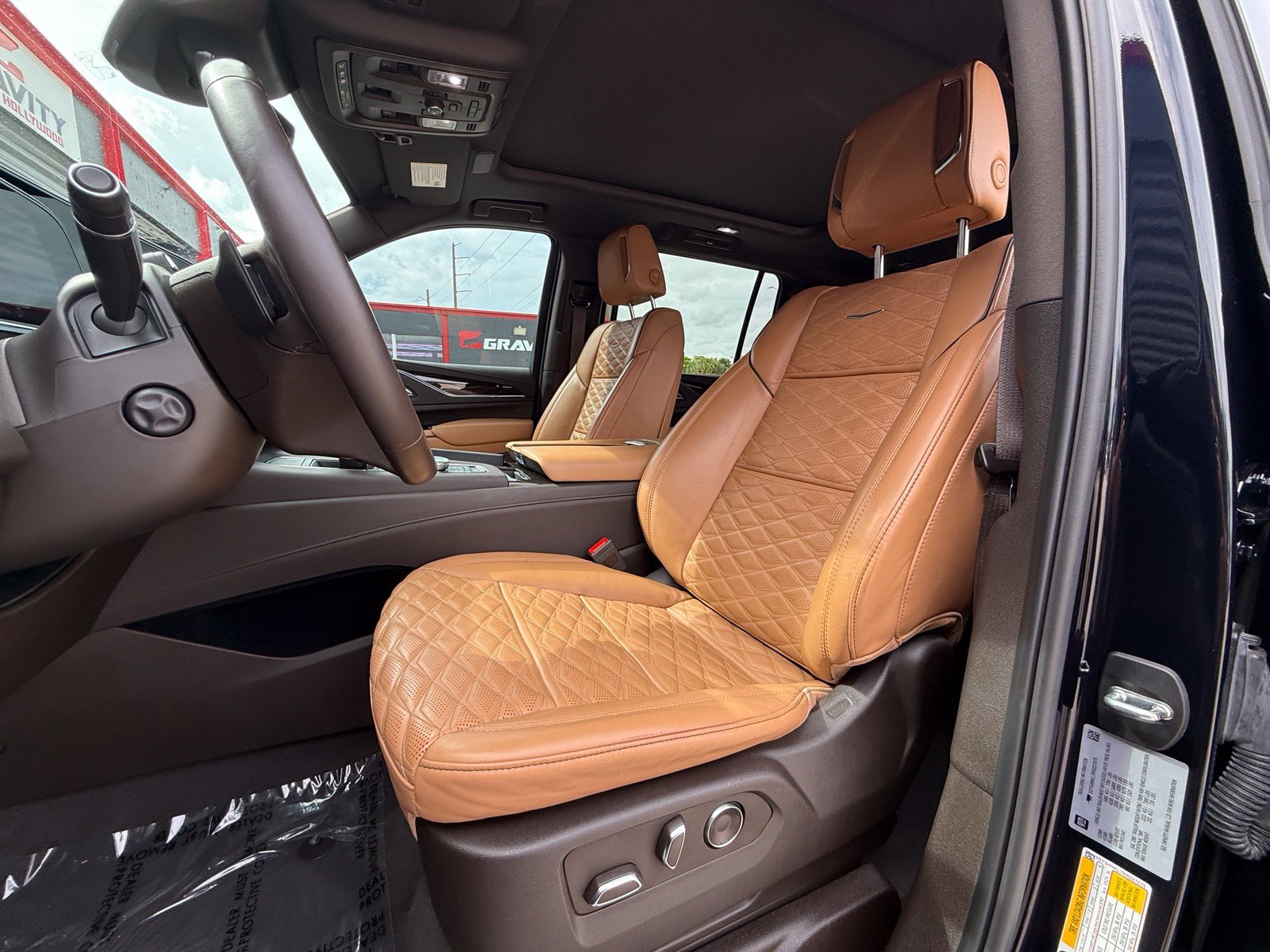 Used 2024 Cadillac Escalade ESV Sport AWD/4WD image 21