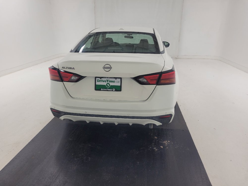 Used 2025 Nissan Altima 2.5 SV FWD image 7