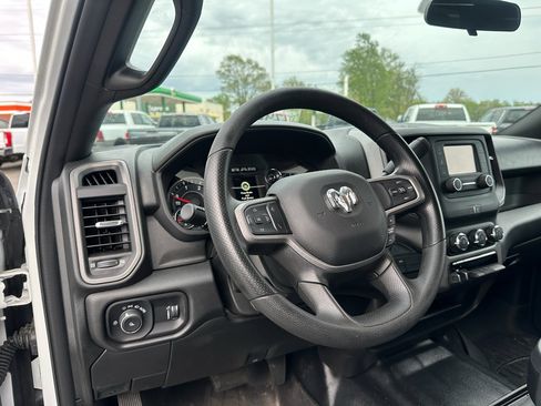 Used 2024 RAM 2500 Tradesman AWD/4WD image 18