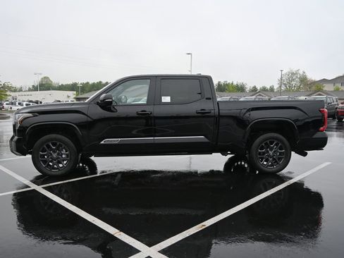 New 2026 Toyota Tundra Platinum AWD/4WD image 4