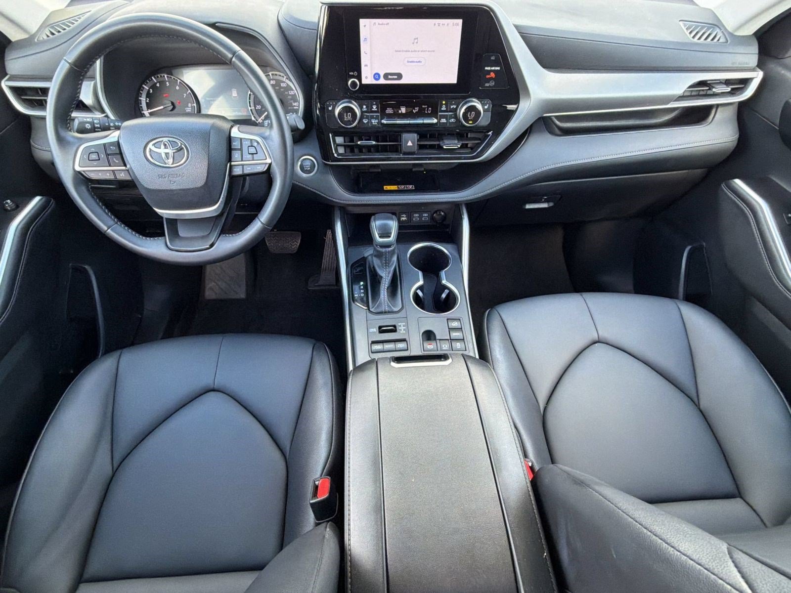 Used 2026 Toyota Highlander XLE AWD/4WD image 16
