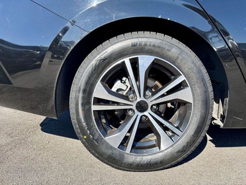 Used 2021 Nissan Sentra SV FWD image 31