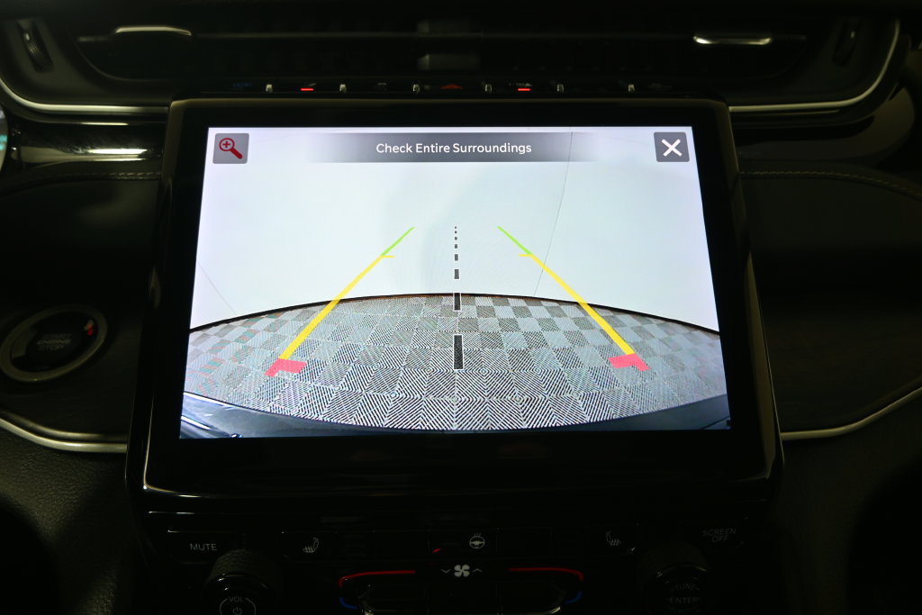 Used 2023 Jeep Grand Cherokee 4WD 4xe image 29