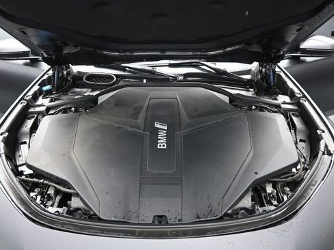 Used 2023 BMW i7 xDrive60 image 37