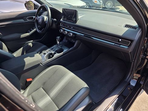 Used 2022 Honda Civic Sport image 14