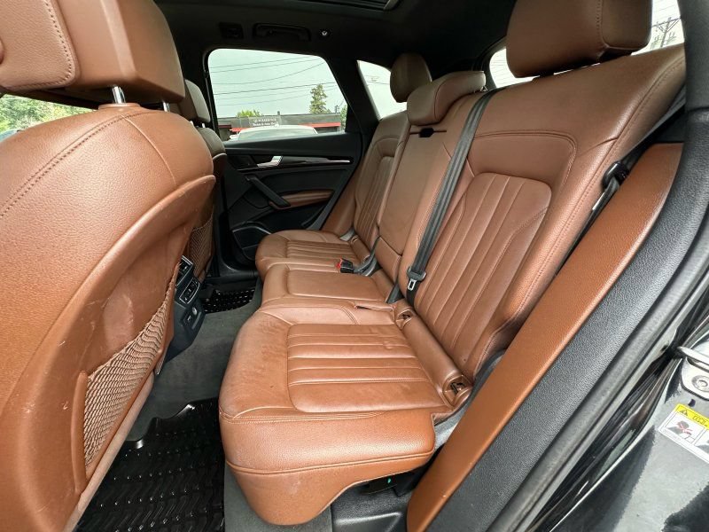 Used 2019 Audi Q5 2.0T Premium Plus w/ Premium Plus Package AWD/4WD image 14