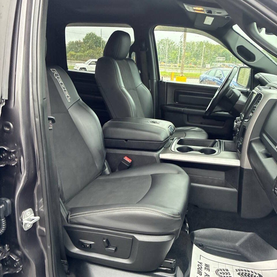 Used 2017 RAM 1500 Rebel w/ Luxury Group AWD/4WD image 13