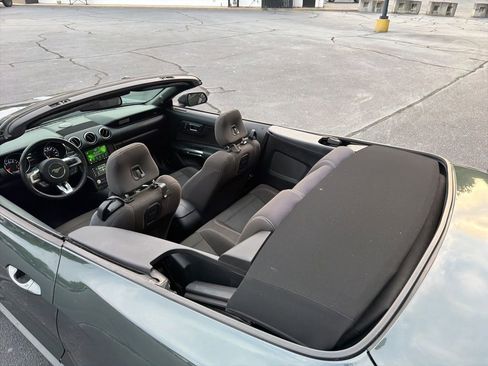 Used 2015 Ford Mustang Convertible w/ Equipment Group 051A RWD image 16
