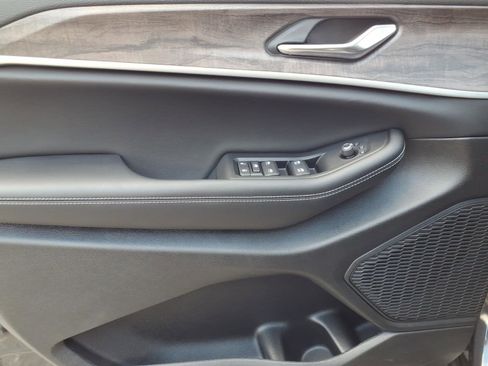 New 2026 Jeep Grand Cherokee Altitude AWD/4WD image 5