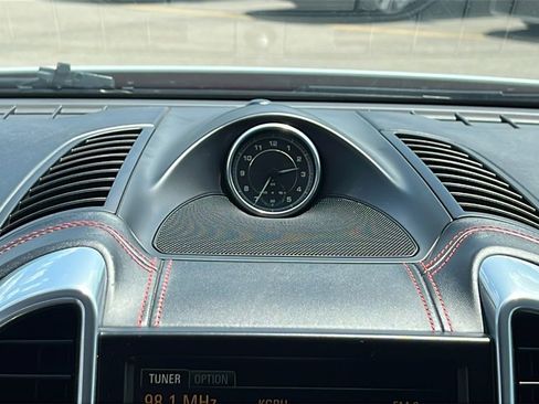 Used 2016 Porsche Cayenne GTS image 25