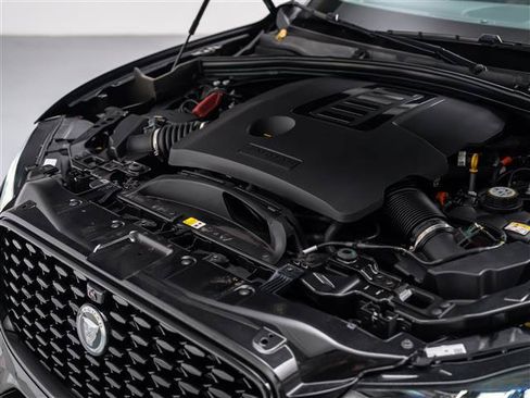 New 2026 Jaguar F-PACE R-Dynamic S AWD/4WD image 10