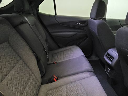 Used 2024 Chevrolet Equinox LT AWD/4WD image 19