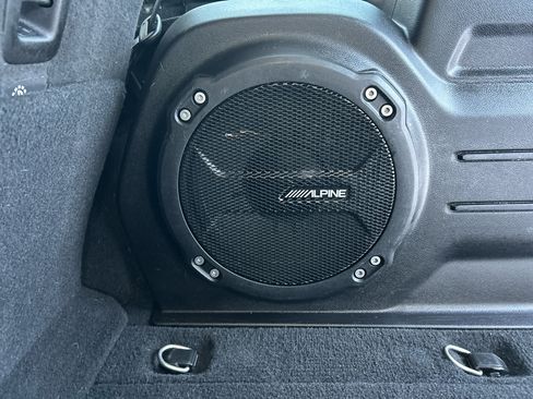 Used 2018 Jeep Wrangler Unlimited Sahara image 24