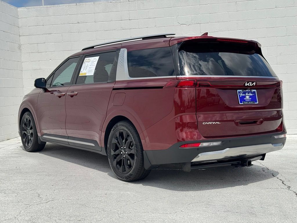 Used 2023 Kia Carnival SX Prestige FWD image 12