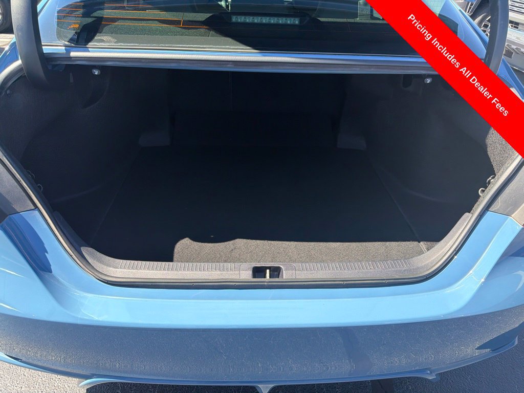 Used 2024 Toyota Camry SE FWD image 40