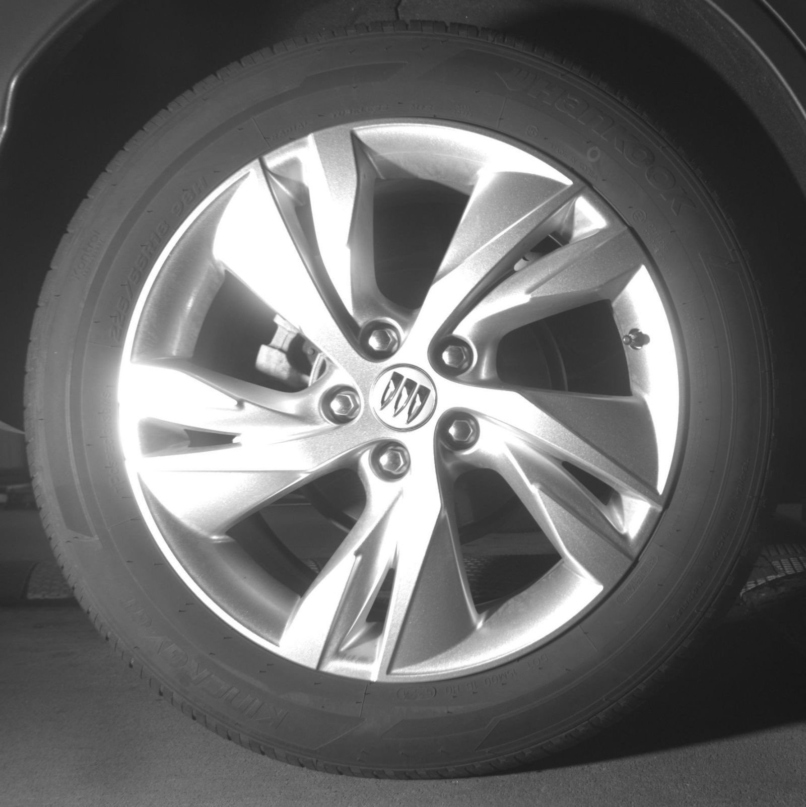 Used 2025 Buick Encore GX Preferred AWD/4WD image 18