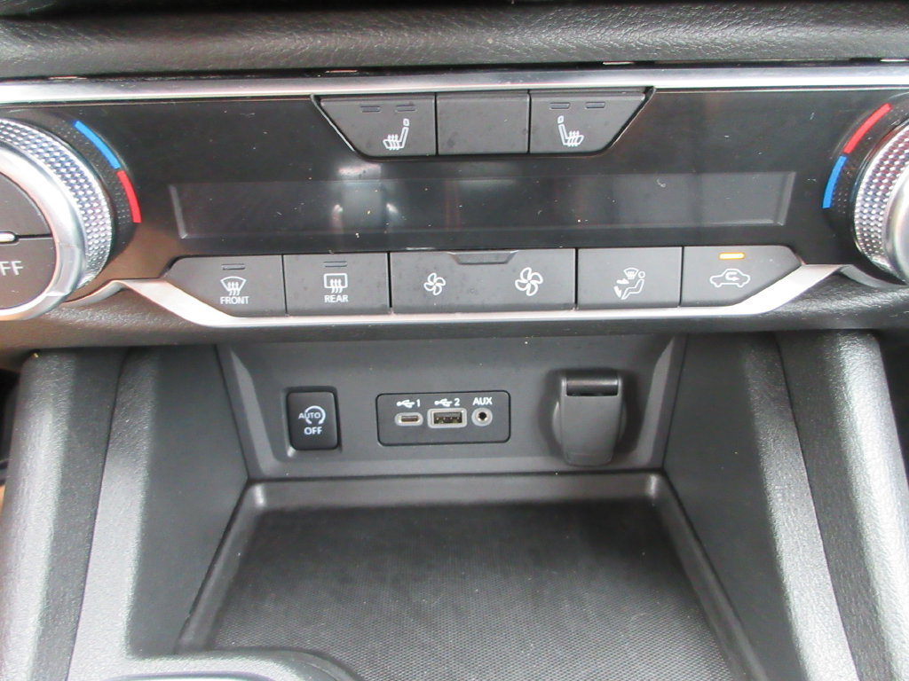 Used 2025 Nissan Sentra SR FWD image 28